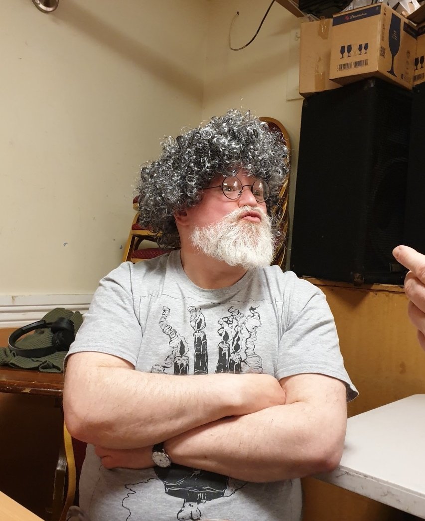 I know you've all been waiting for it, so todays  #AFriendaDay is  @jazzyjollyjaunt!A sometimes elusive creature (occasionally found in PSBH) but always great to be in his company.A fountain of knowledge on Manchester beer & pubs, & a great laugh to share a drink with 