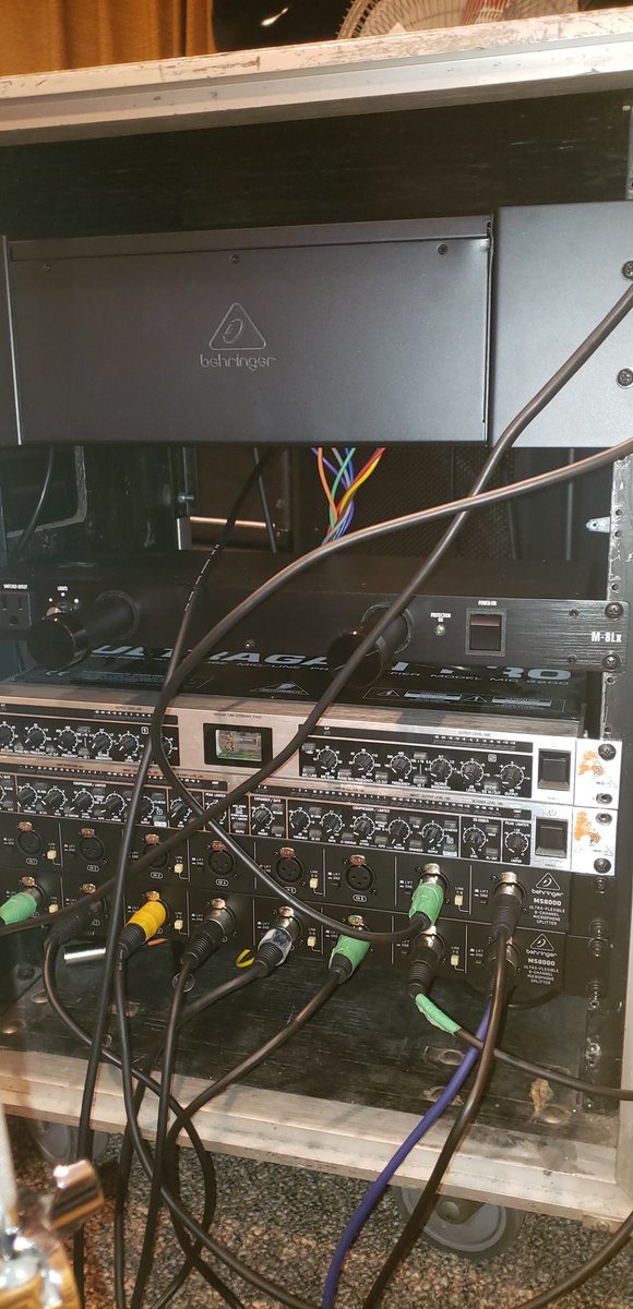 50CALCRISISBAND's tweet image. New gear/equipment/toys are the best
#metal #inearmonitoring #diy #behringer