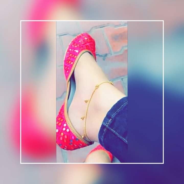 ShizaButt13's tweet photo. Payal❤😍 #EidAtHome 
#latehogai 
-Sheez🖤 https://t.co/zQkNwokfQj