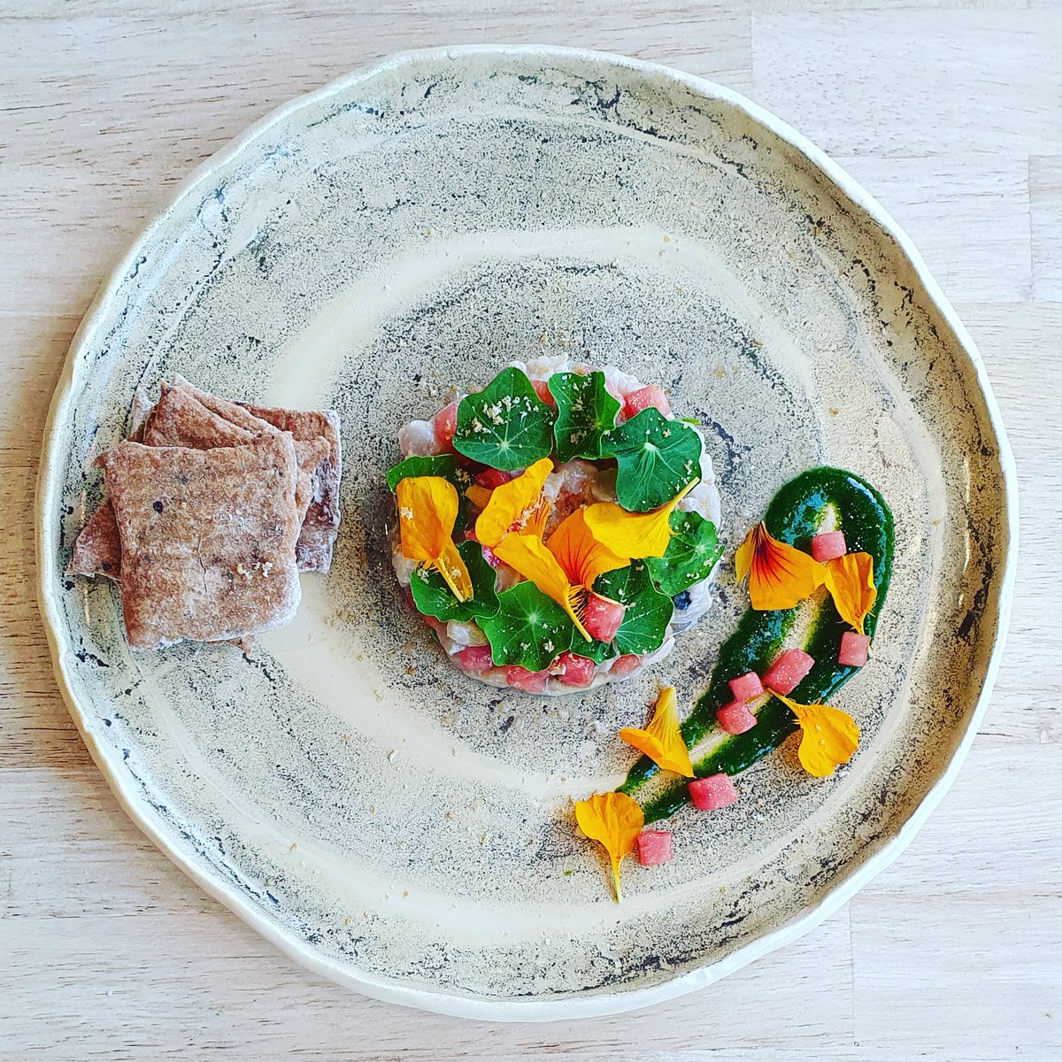 woodruffdublin's tweet photo. Mackerel tartare,  strawberry vinegar compressed watermelon,  nasturtium, rye cracker...preorder through our website &amp; collect #woodruffathome #oilyfish #flowers #acidic #crunch #starters #freshboi https://t.co/0VPBPRbBth