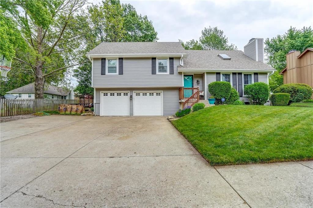 HomeKC's tweet image. Check out this property just listed in 64086

Equal House Opportunity homekcsearch.com/MO/Lee_s_Summi…