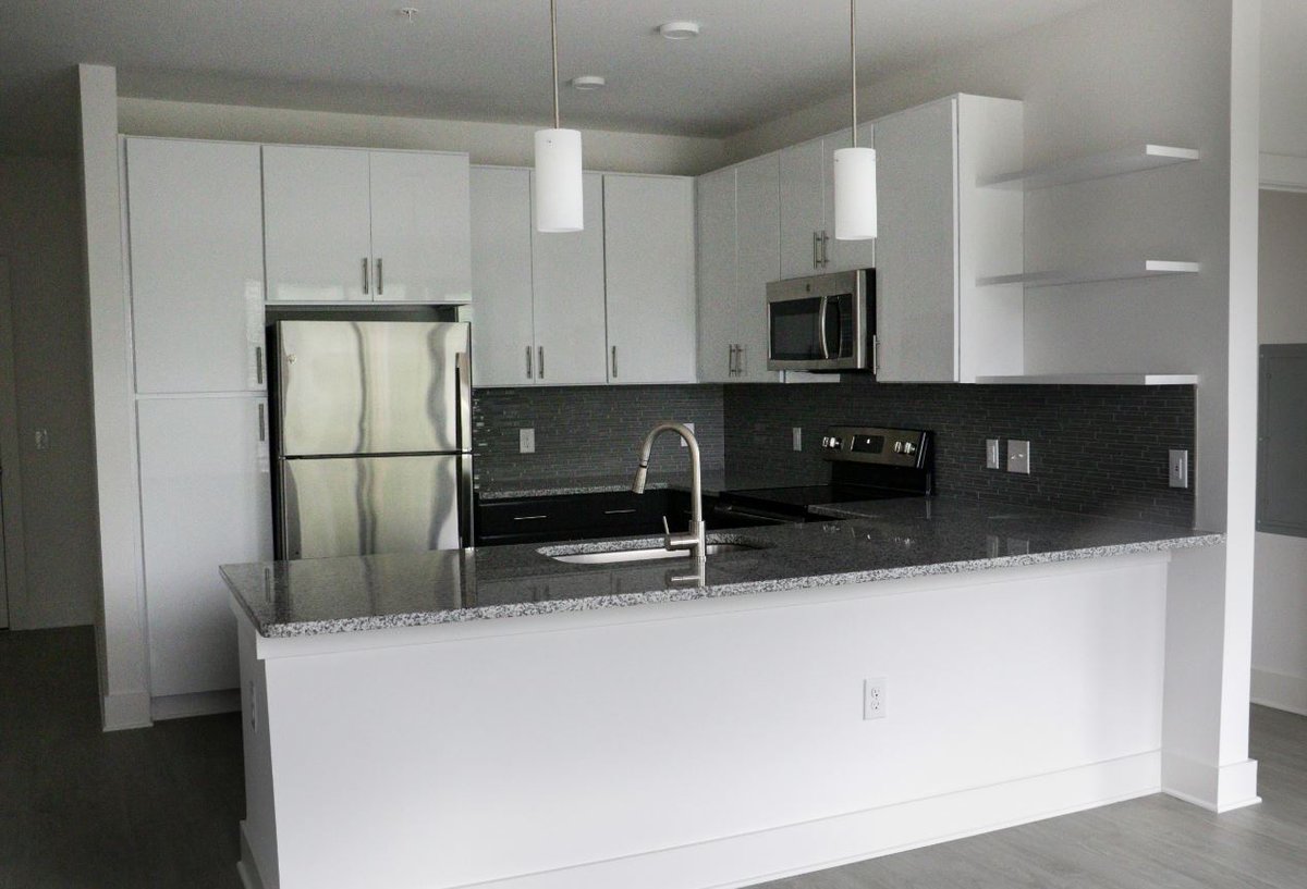 We are excited to begin turning over units at the first phase of Link Apartments® Montford for <a href="/GrubbProperties/">Clay</a>. This #Charlotte multifamily project contains 288 residential units, a 7 story parking deck and amenities including a clubhouse, courtyard, terrace &amp; pool.  #sametcorp