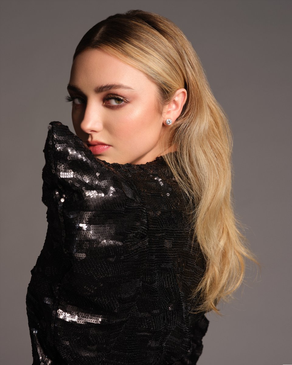 1883 Magazine (@1883magazine) on Twitter photo With #CobraKai season three out later this year, we talk to actress <a href="/PeytonList/">Peyton List</a> about her random dreams, using her ‘combat skills’ at house parties + her support for mismatched socks.
//
-->1883magazine.com/peyton-list
//
📸 <a href="/michael_creagh/">Michael Creagh Photo</a> 👗Mickey Freeman
#PeytonList #1883magazine With #CobraKai season three out later this year, we talk to actress <a href="/PeytonList/">Peyton List</a> about her random dreams, using her ‘combat skills’ at house parties + her support for mismatched socks.
//
-->1883magazine.com/peyton-list
//
📸 <a href="/michael_creagh/">Michael Creagh Photo</a> 👗Mickey Freeman
#PeytonList #1883magazine