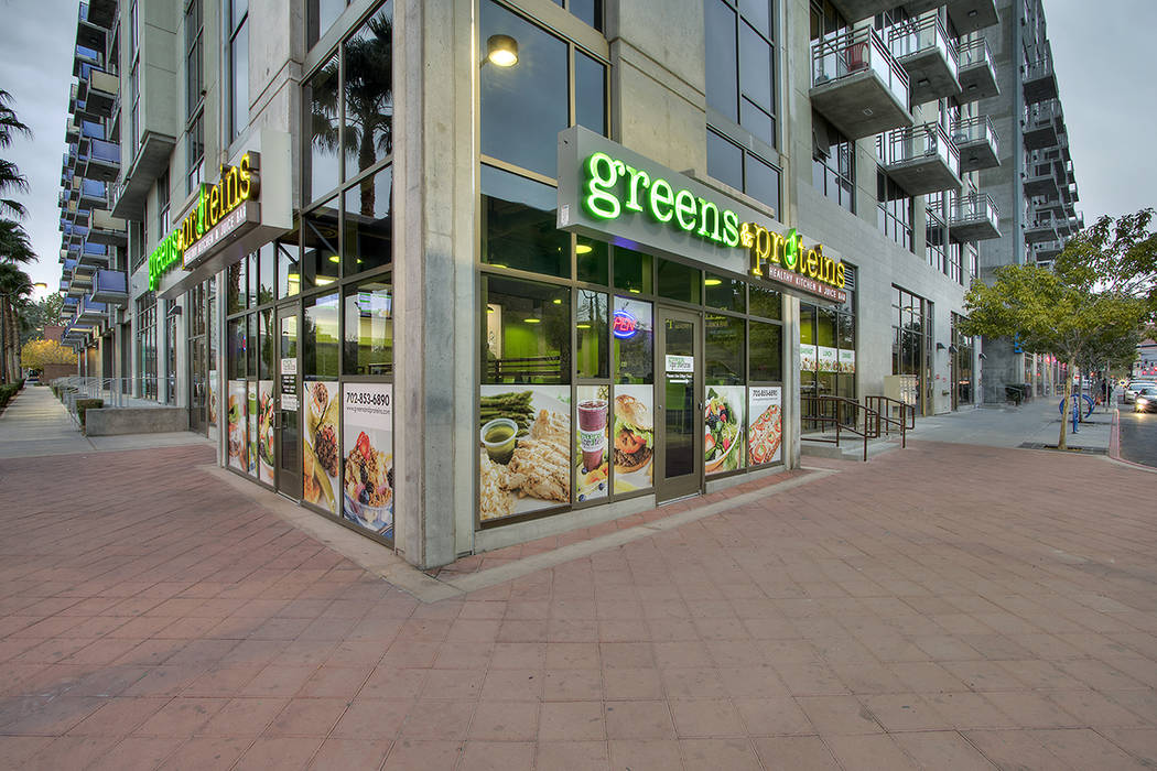 Great news! <a href="/GreensnProteins/">Greens and Proteins</a> has opened for dine-in so you can enjoy your greens but skip the dishes. Hours available online greensandproteins.com #JuhlLV