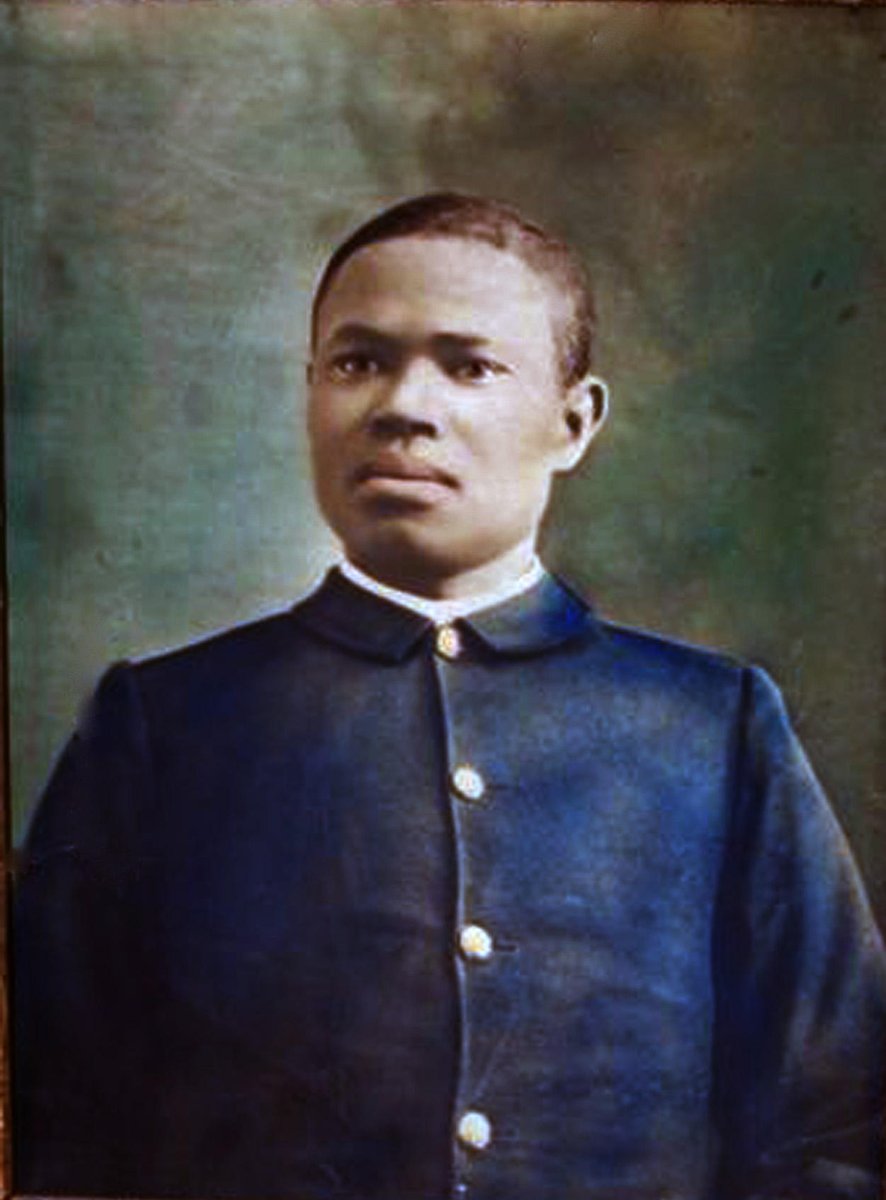 𝐝𝐚𝐯𝐢𝐝 𝐟𝐚𝐠𝐞𝐧: he was the son of former slaves, and as a teenager, he was involved in labor strikes and joined the army. he achieved legendary status as a fighter and became a hero not just to the philippines but to all those who oppose american imperialism and racism