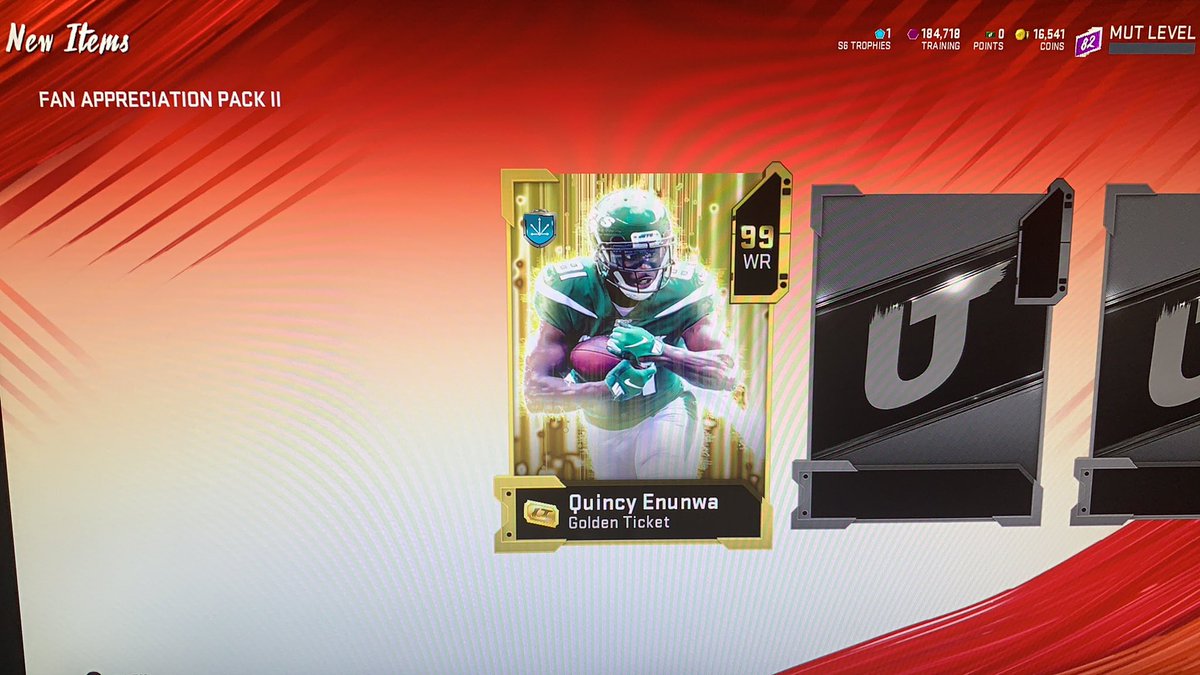 peytonsmith0925's tweet photo. Second ever golden ticket!! @Scomo843  @Zirksee @TheActualCC https://t.co/0jK7bmbwdr