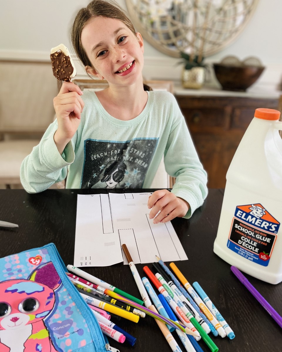 KCSMatters's tweet photo. This Grade 4 student takes some instructions very literally...”Madame said we should eat ice cream while we work on our city story art project". #KCSAtHome #KCSArts #Create #FindHumour #ThinkCreatively 😉 https://t.co/8i8whBQMs8