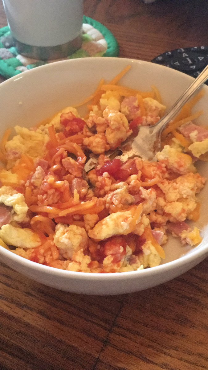 Mrs_Senkoski's tweet photo. Who said #eggs are just for #breakfast? Scrambled eggs, ham, cheese, and salsa courtesy of chef @MSenkoski! #QuarantineCooking #LearningInTheKitchen #SayYesToFCS https://t.co/Ii9nQO22Ma