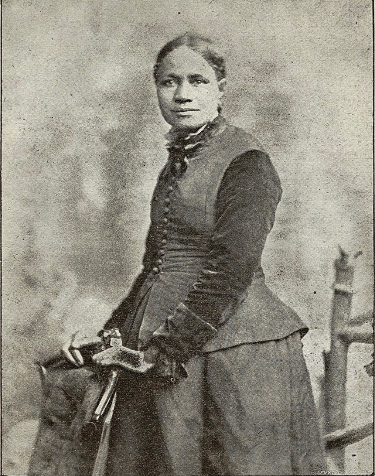 𝐟𝐫𝐚𝐧𝐜𝐞𝐬 𝐡𝐚𝐫𝐩𝐞𝐫: she was an abolitionist, suffragist, poet, teacher, public speaker, and writer, one of the first african american women to be published in the united states.