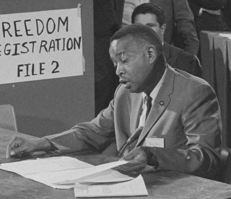 𝐚𝐚𝐫𝐨𝐧 𝐡𝐞𝐧𝐫𝐲: he was an american civil rights leader, politician, and head of the mississippi branch of the naacp. he was one of the founders of the mississippi freedom democratic party which tried to seat their delegation at the 1964 democratic national convention.