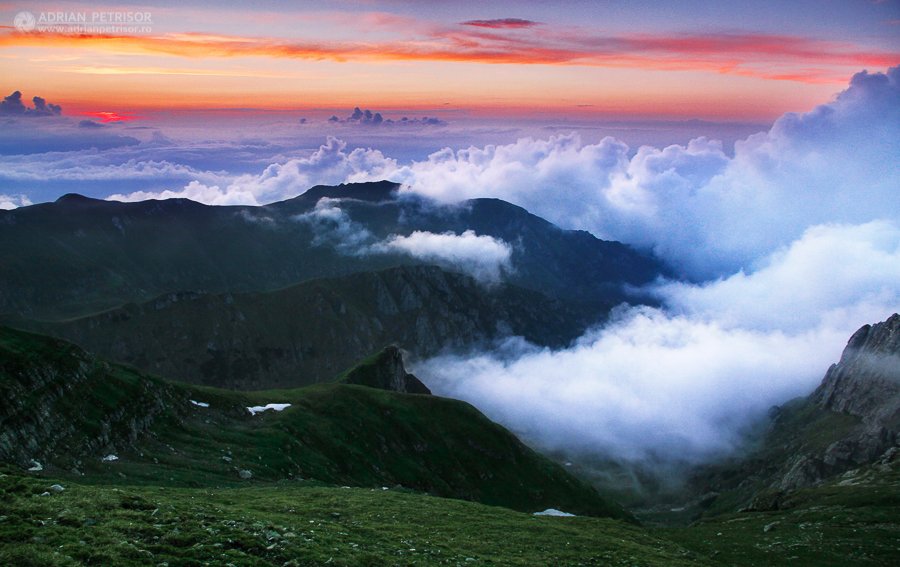 RomaniaTourism's tweet photo. Less than two-hours (train or car) from Bucharest, Bucegi Mts. Nature Park offers great hiking and wildlife-watching.
Main gateways to the park are the towns of Sinaia and Busteni. Hope you will consider #Romania and #Bucegi Mts. for your next hiking vacation. https://t.co/k2LytOEUt6