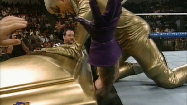 Undertaker and Goldust fought in a WWF/IC double title match at In Your House: Beware of Dog which took place in the dark due to a power cut.Mankind would pop out of the casket to cost Taker the match and give Goldust both championships! #WWE  #AlternateHistory