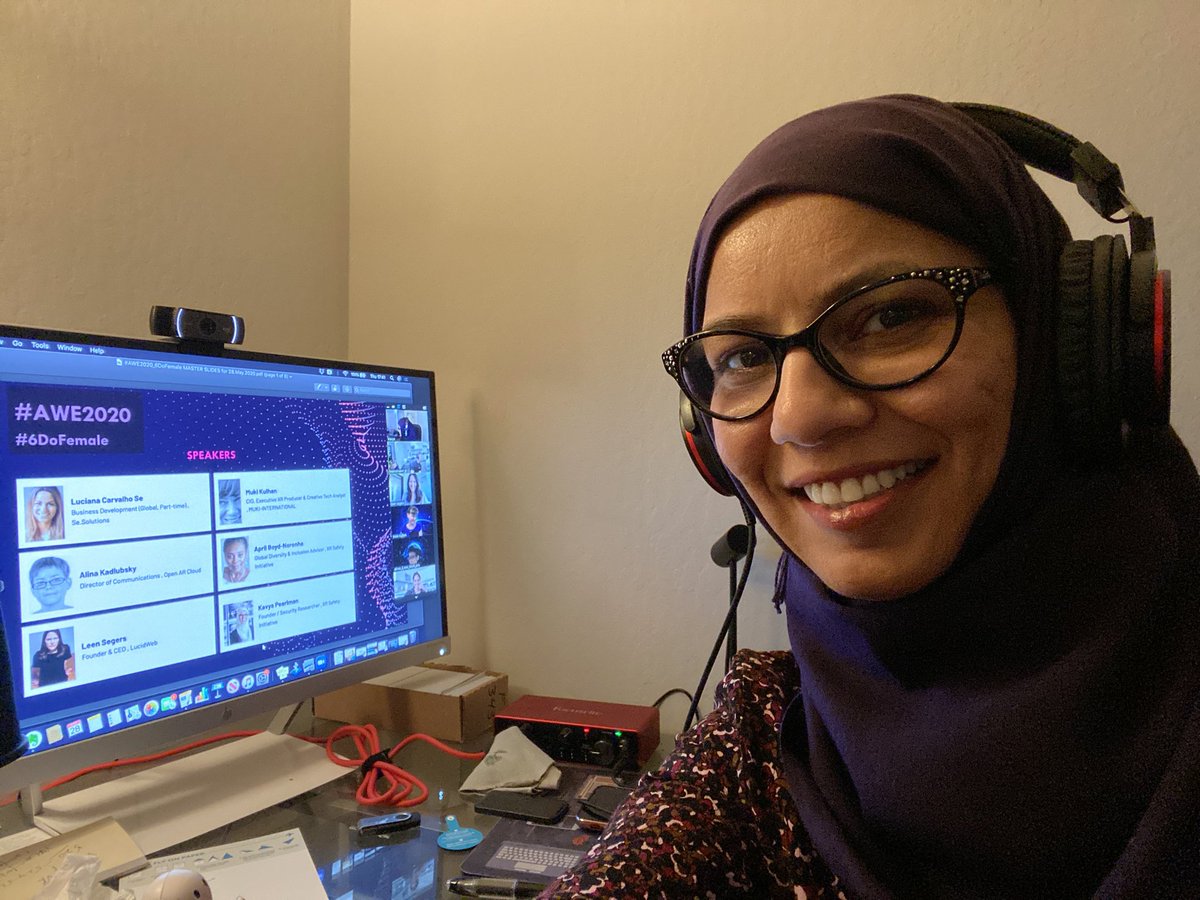 KavyaPearlman's tweet photo. Going 🛑 live 🛑 in .. 3...2...1.. 

@ARealityEvent #AWE2020 https://t.co/vSOwIb0mjE