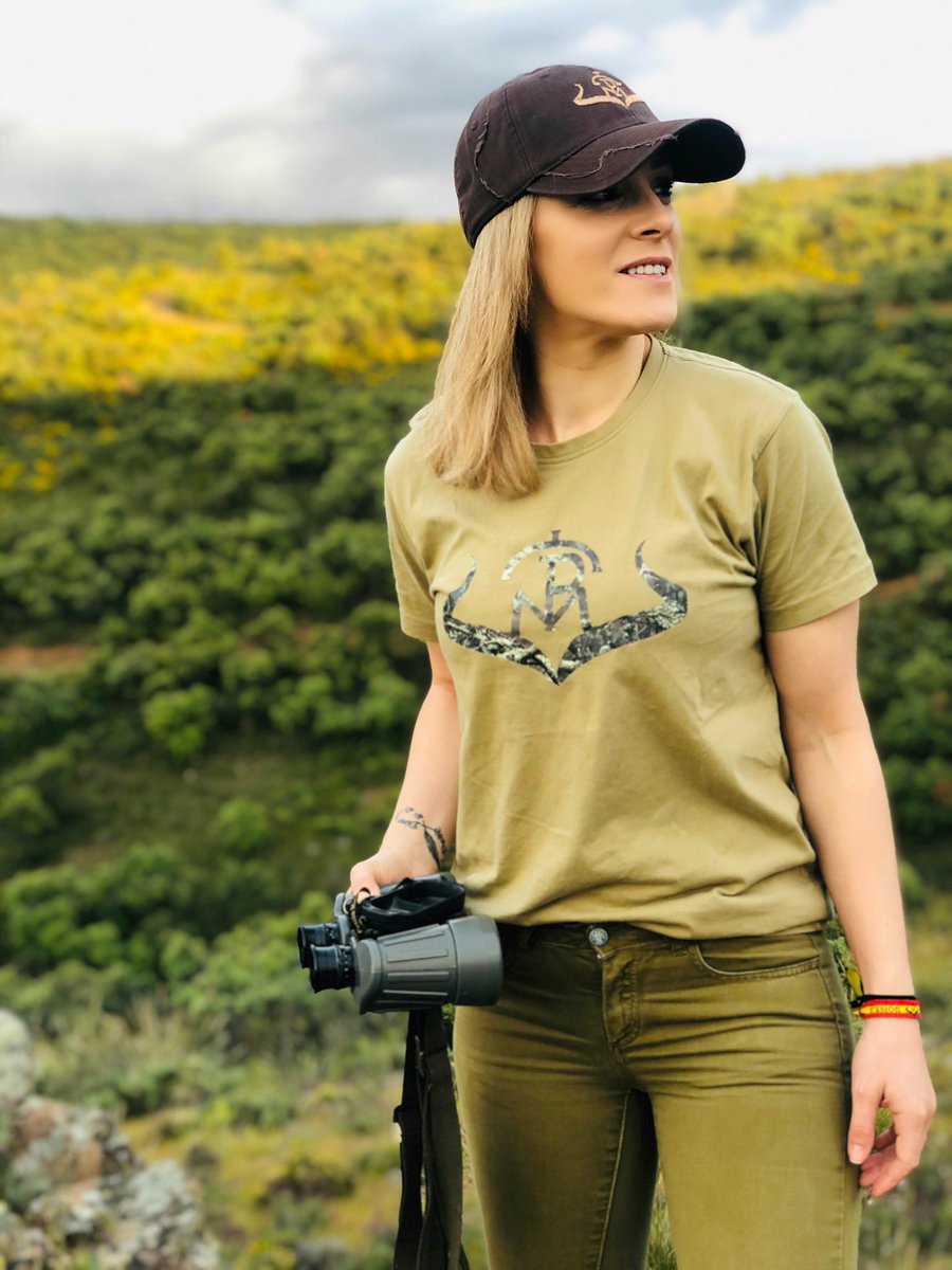 PasionMorenaWil's tweet photo. Pues siii ���� nos encantan las camisetas 😍
🔥Súper cómoda
💥https://t.co/zfThtOx6o1💥
#pasionmorena #modacaza #huntinggirl #caza #mujercazadora #ropadecazamujer #camuflaje #ropadecaza #hunting #womanhunters https://t.co/yIy7uOaYle