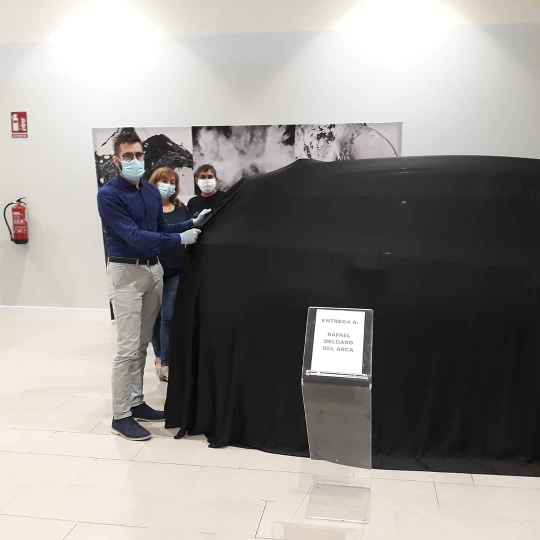 AutoPremierOpel's tweet photo. Nueva entrega a Rafa de un Opel Grandland X Ultimate. ¡Precioso😍!
Con todos los protocolos y etiqueta de coche protegido. 
Gracias por confiar en @opelautopremier 
#autopremieronline #OpelenMálagaesAutopremier https://t.co/gUBKG12LJR