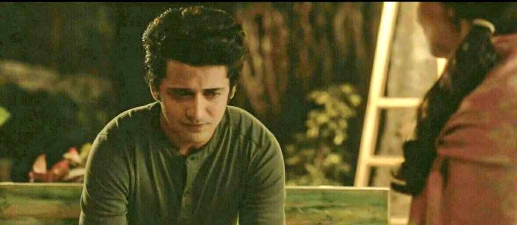 If I watch this scene for the zillionth time ..It'll make me emosh  #SumedhMudgalkar