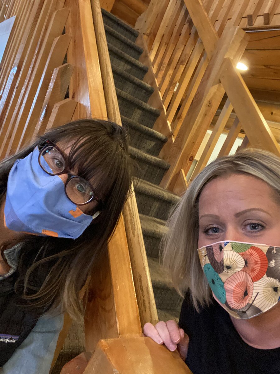 SolsticeRTC's tweet photo. Guess who?!! 😷☺️ Love these amazing women!!❤️
#BestTeam #Masks #StaySafe #MentalHealth #ResidentialTreatment #Teens #SolsticeRTC https://t.co/KUc6JyAUaw