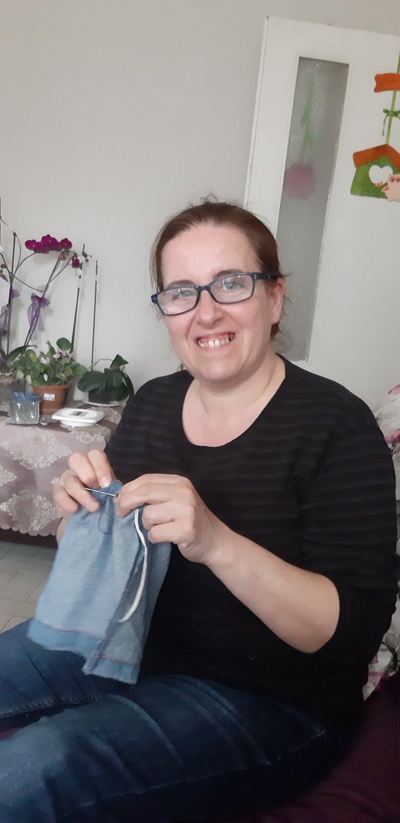 KUBRATOGAY's tweet photo. O bu eve giremez diyenler bugün elbise diktiler ❤ https://t.co/HLcUwyehkb