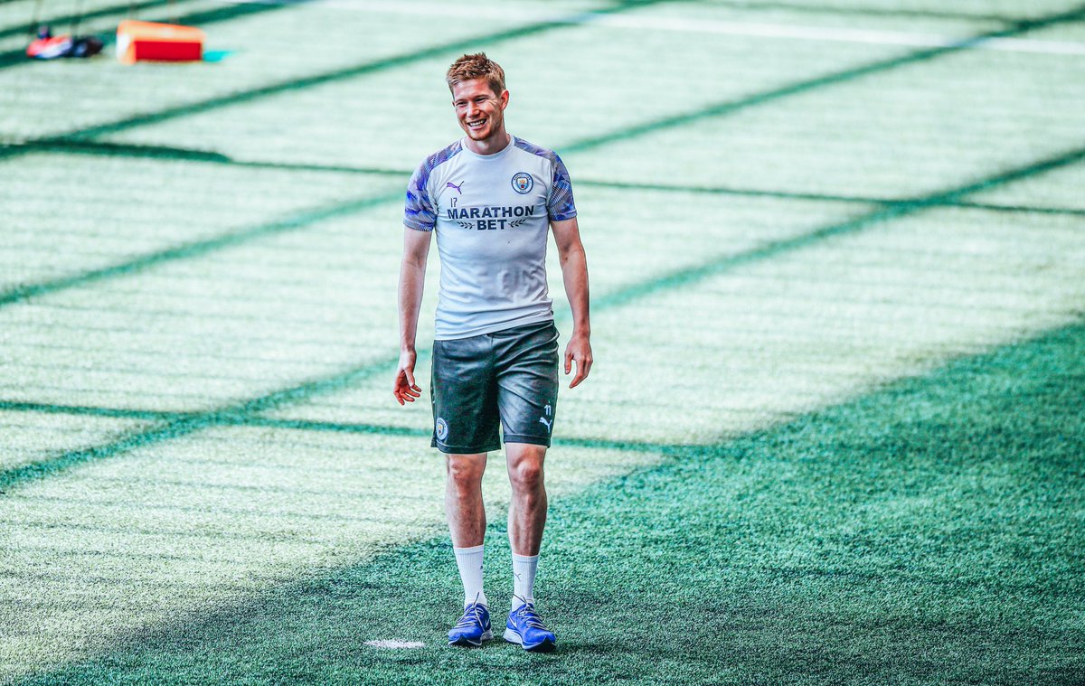 Their best player by far is Kevin De Bruyne who has 9 goals and 19 assist in all competitions this seasonIn the UCL their best weapons have been Gabriel JesusWho's got 7 G/A in 5 appearancesMahrez Who has 5 G/A in 6 appearances.