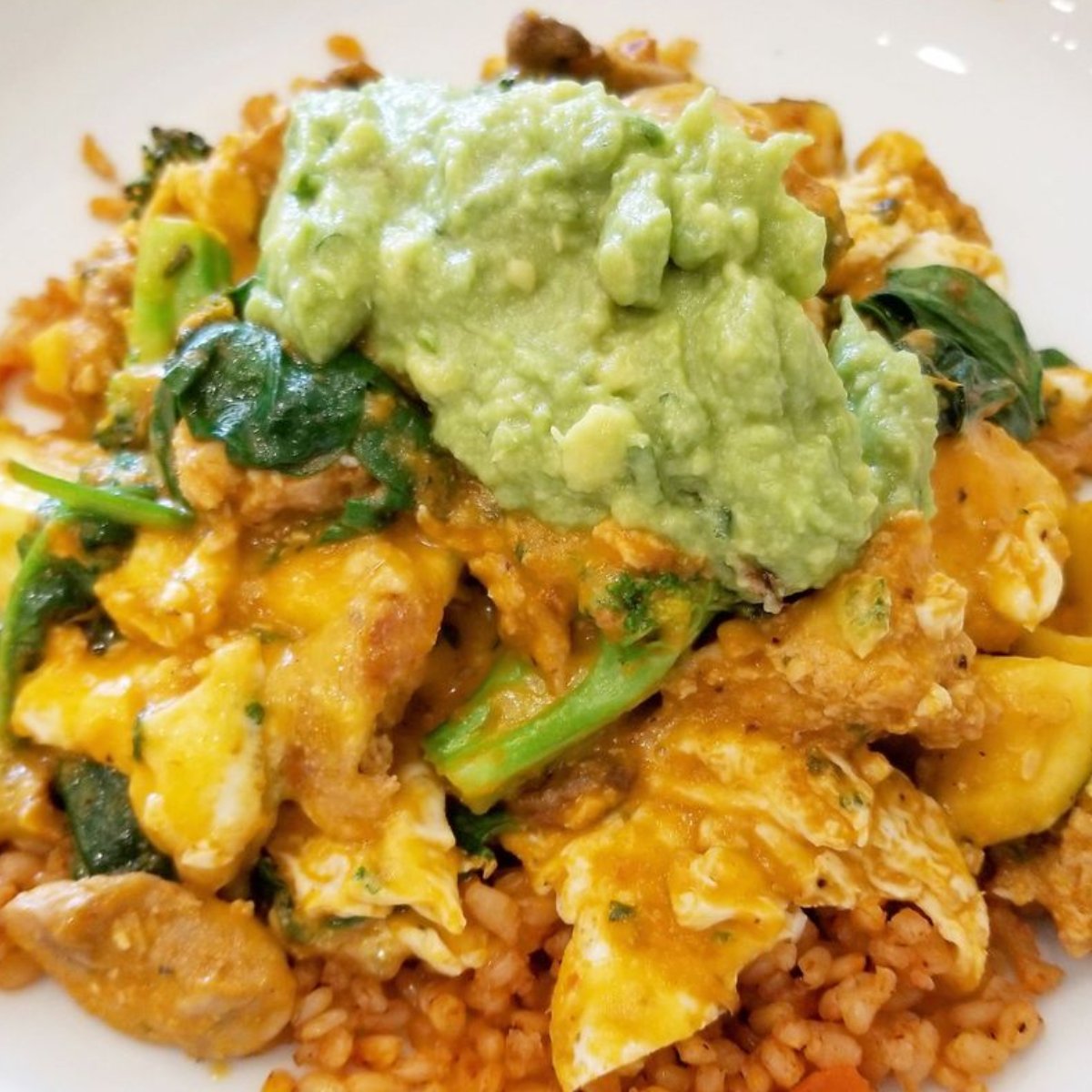 CafeVidaPacific's tweet photo. Great people deserve delicious food. Show yourself some love this week, and let us take care of the cooking. 😍🍽 https://t.co/lwVRP0I2yK