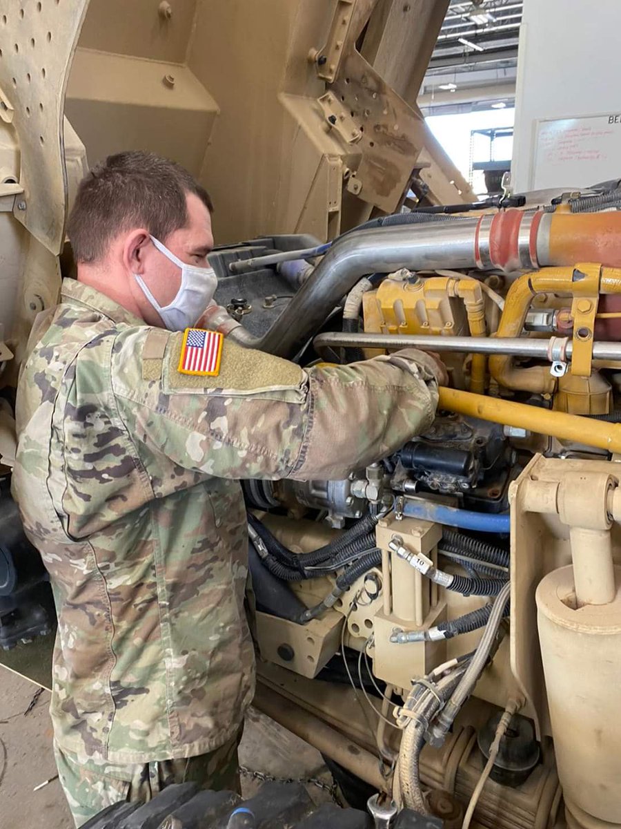 3ABCT1AD's tweet photo. #SoldierSpotlight
#SapperSteel Soldiers achieved a lot last week here @FortBlissTexas. SGT Derek Dunn was recognized as #SapperSteel Bn's Hero of the Week, SGT Carlos Diaz and SGT Xavier Childers for re-enlisting, and SSG Guillermo Pineiro, Evil Company supply sergeant. #ICYMI https://t.co/skfbpbhU1o
