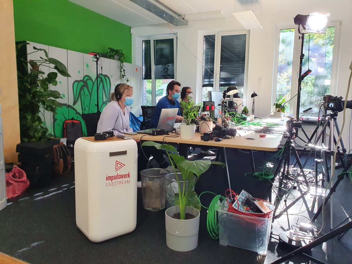 Und damit endet der Stream des <a href="/McDortmund/">Marketing Club DO</a>

Wir bedanken uns für das breite Interesse und die Zuschaueefragen!

Event verpasst? Die Aufzeichnung des Stream wird in den kommenden Tagen online sein. Wir geben Bescheid! :)