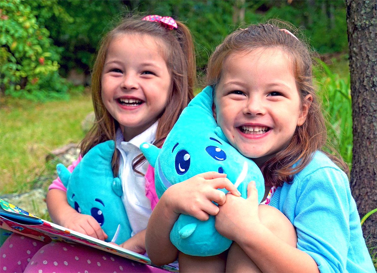 Piccadilly, Rufus, Otis, Ladybug Buttercup, and all the Jolly Raindrops sing with glee when they can share their happiness with others. 😊💗✨ #kidsbooks #picturebooks #PiccadillyAndTheJollyRaindrops #kidlit #Plush 

JollyRaindrops.com