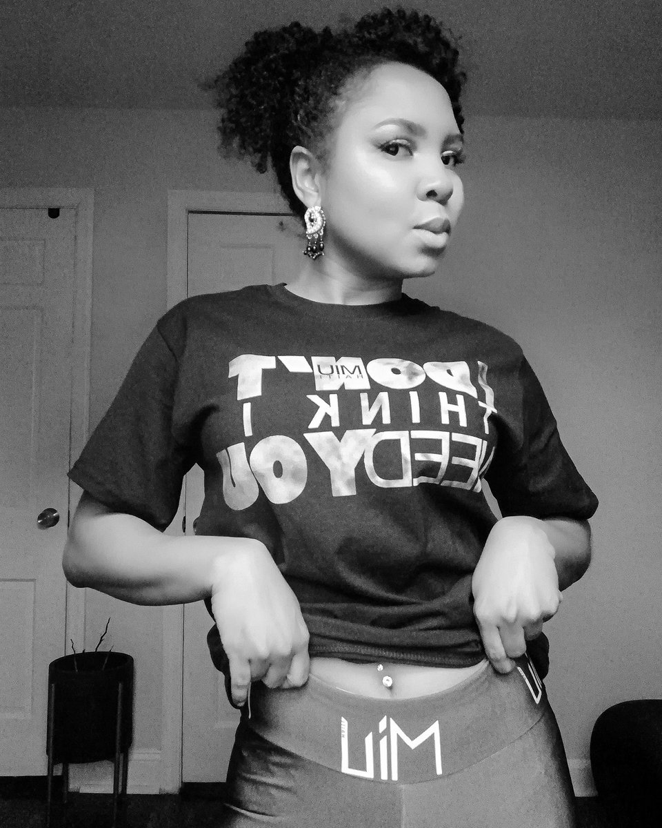 miuhaiti's tweet photo. A special thanks to all of y'all buying my MERCH out there. You guys are the best, I couldn't keep doing what I do without y'all. And, please, don't be shy, share your pictures! 🤗
Wearing my "Miu Noir" leggings and my "I don't think I need you" t-shirt. Link in bio!
#merchmoment https://t.co/OaiXUAyV7L