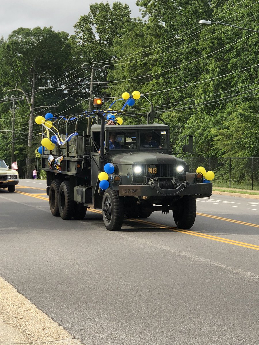 Mrs.Miller tweet media