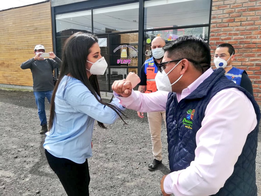 GoberTungurahua's tweet photo. El trabajo interinstitucional no para durante la emergencia sanitaria, el compromiso es con todos y cada uno de  los tungurahuenses. 

#GabrielaRodríguezMorales
#Gobernación2020 https://t.co/vf6128RBky