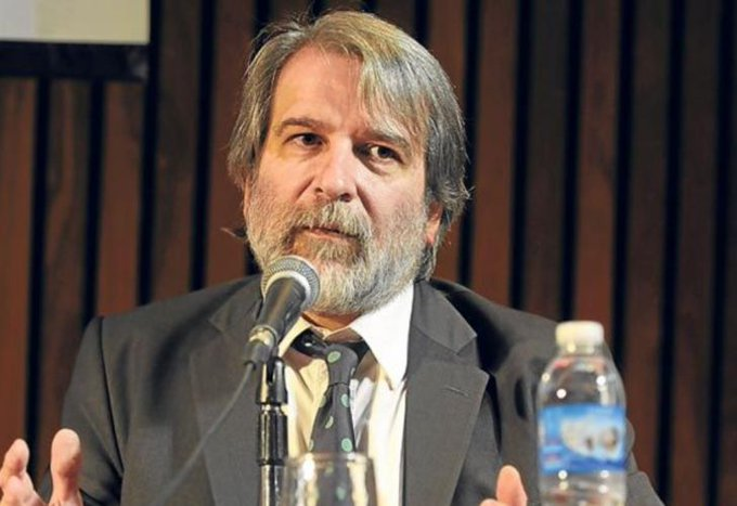 pensarnacional's tweet photo. Félix Crous (Titular Oficina Anticorrupción) en #CronicaAnunciada:"No me sorprende que Stornelli me haya imputado, sí me sorprende que todavía pueda caer más bajo" https://t.co/O25CMIqbCV