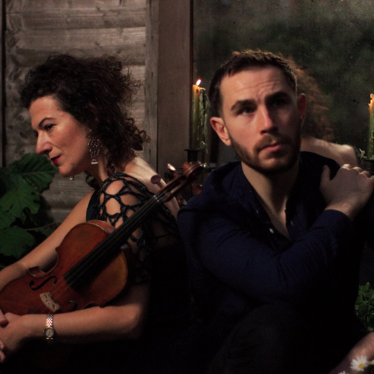 samlawrencenow's tweet photo. Vivaldi meets Werther directed by @PamelaSchermann @bridewelltheatre with virtuoso violonist @AldaDizdari Never thought I'd do a 1 man show let alone one fused together with a Violin concerto. Vivaldi's Four Seasons mixed with Goethe's epic tragedy. #lookingbacktolookforward https://t.co/fNdxTzvwVw