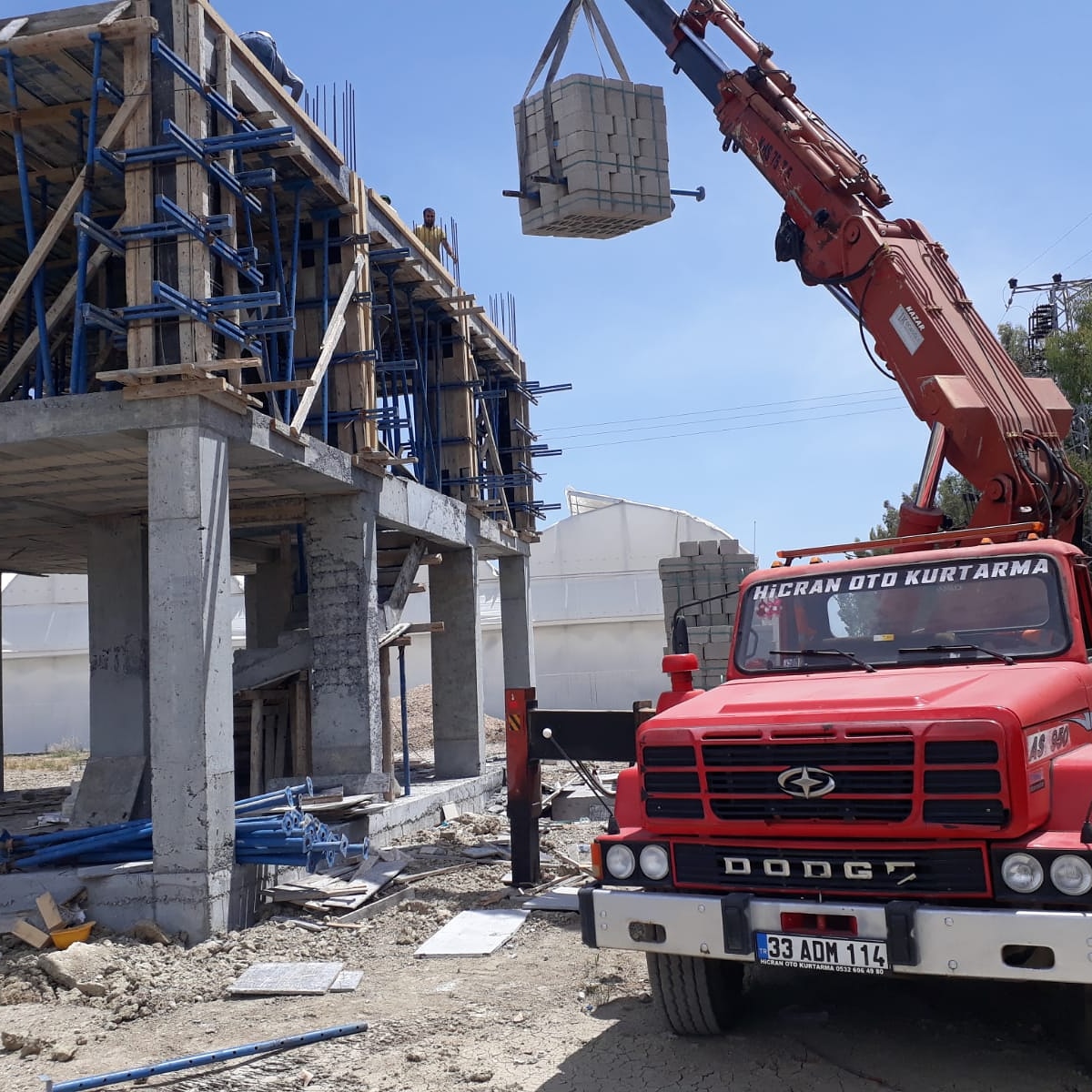 alibabavinc's tweet photo. #tarsus kiralık #vinç #işleri #itina ile yapılır Hicran Oto KURTARMA YOL YARDIM FARKIYLA #0532 606 49 80# https://t.co/taeNPiZ9sR