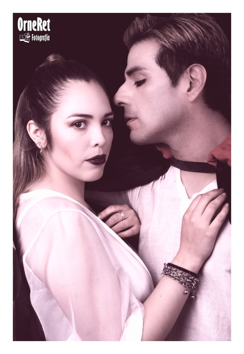 PHOrneRet's tweet photo. Producción "Vampiros" || Modelos: Aylu Lamas y Esteban Nieva || @AyluLamas https://t.co/1T2MnsQ1a5