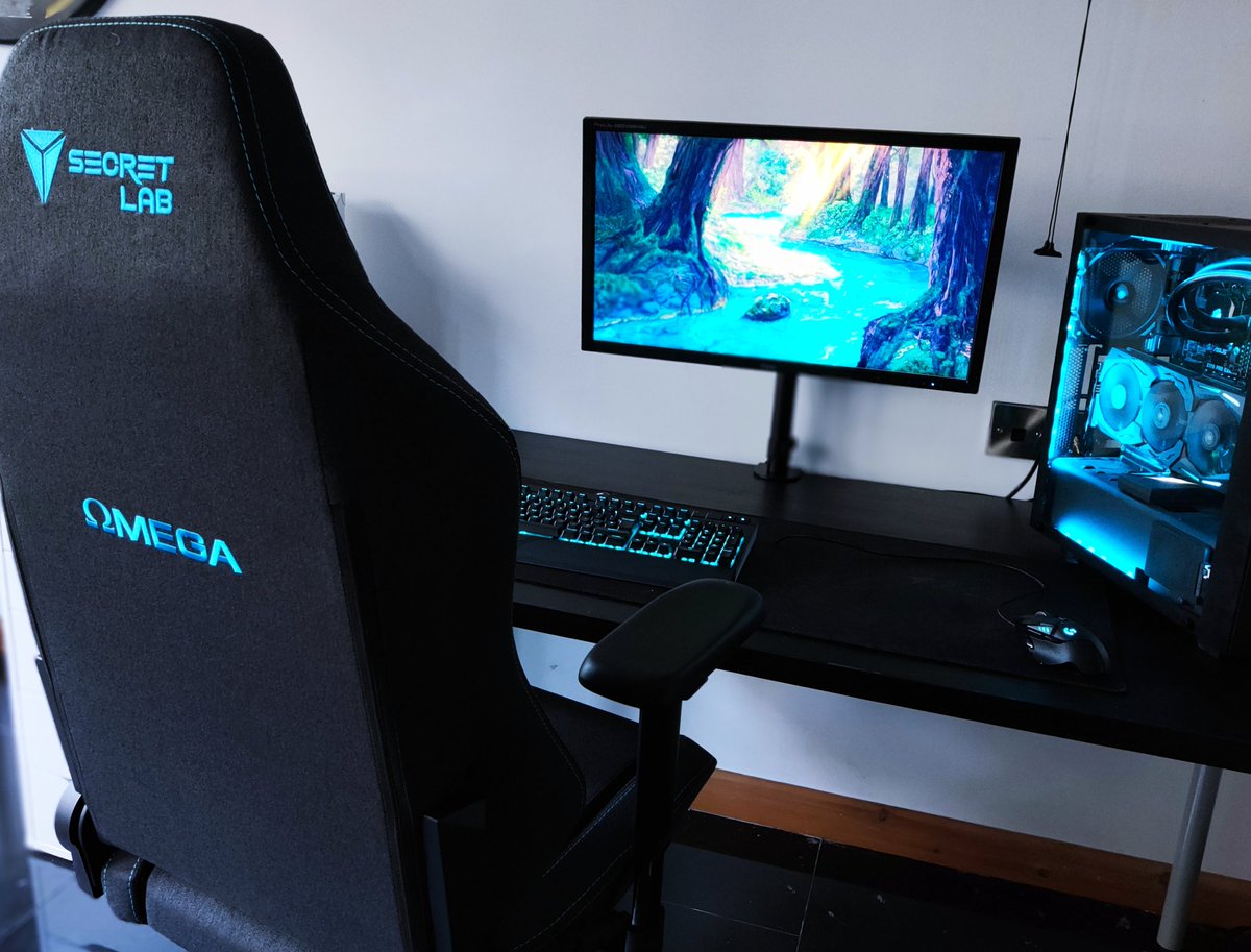 JAISn96's tweet photo. #secretlab https://t.co/2VP7sAfMly