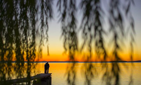 UmbriaTourism's tweet photo. L’ora del crepuscolo e una coppia innamorata sul Lago Trasimeno…nulla di più romantico 💚
https://t.co/1RZf0TyXmI
Fotografia da Instagram di https://t.co/aU90jw1DXA
#umbriacuoreverde #umbrianature #trasimeno #viaggioinumbria #viaggioinitalia #estateitaliana #umbriabellaesicura https://t.co/mLBfHXh8my