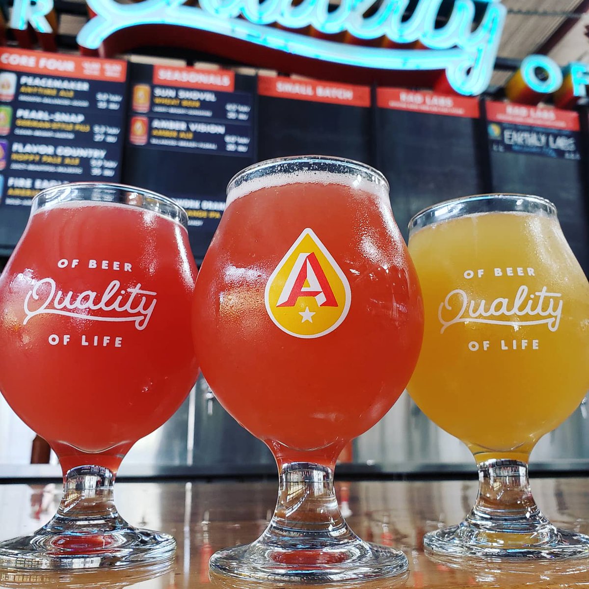 AustinBeerworks's tweet photo. Behold, the winged harbingers of Summer:  Einhorn!!!

We listened to y'all's feedback and made this year's batches fruitier than ever. Seriously - if you don't like fruit, these are not the beers for you.  You should probably also see a doctor.

Available starting Monday, June 1. https://t.co/LuVUtxC9aC