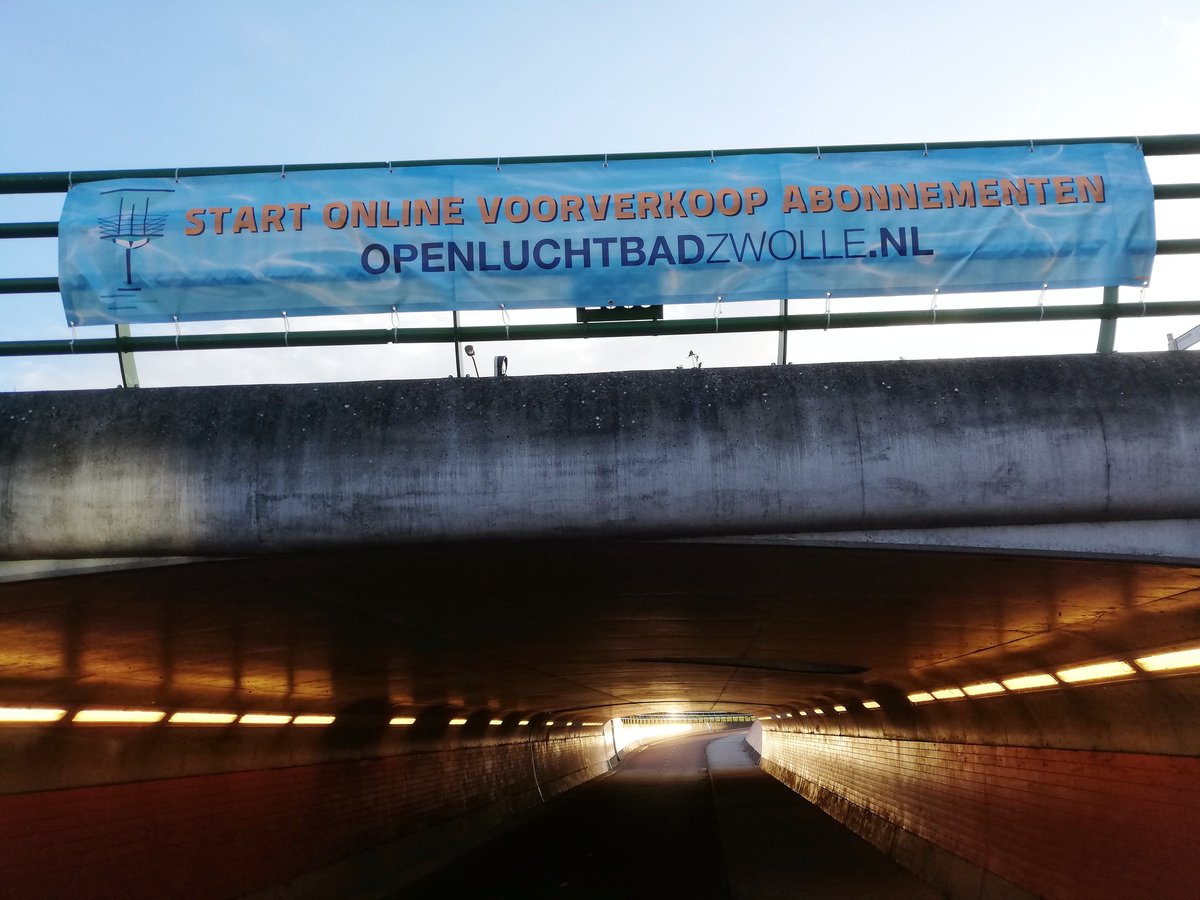 openluchtbad's tweet image. Mocht het je zijn ontgaan, de voorverkoop voor het Openluchtbad is in volle gang! We willen iedereen die zijn of haar abonnement al heeft verlengd of nieuw lid is geworden heel erg bedanken. Ook de hartverwarmende reacties doen ons goed. ❤️ #bedanktvoordesupport