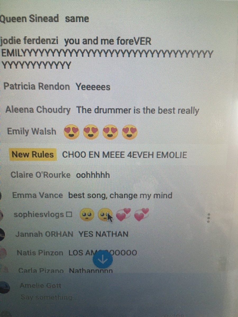  @newrulestweets hilarious comments on Emily premiere - a thread 