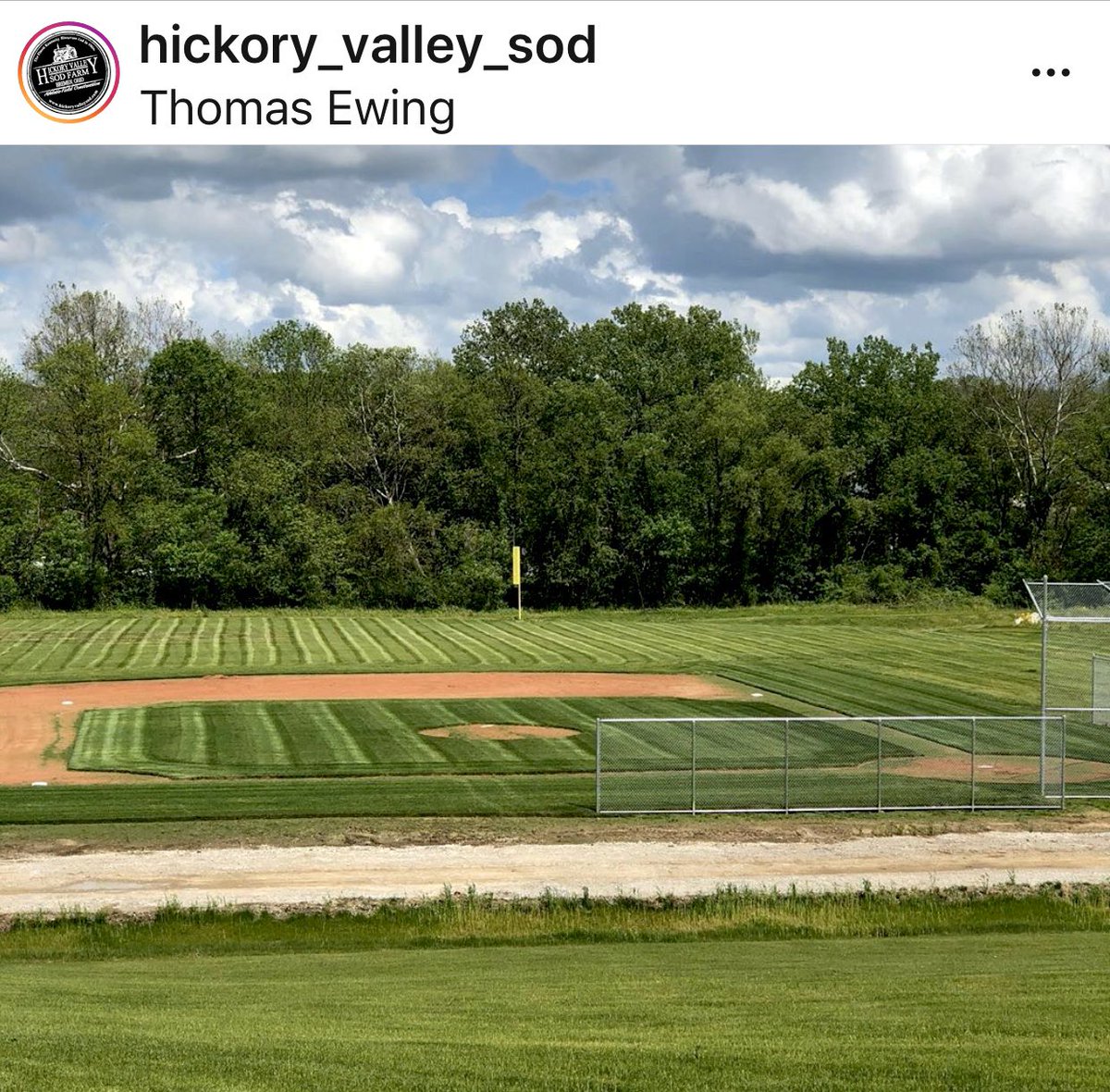 byoung_cpa's tweet photo. How bout that infield T Ewing! Going back to office to grab my fungo bat!  Infield in 15 minutes! @lancastergales @GoGales @LHSCoachConn https://t.co/h6lm8Hy4Qi