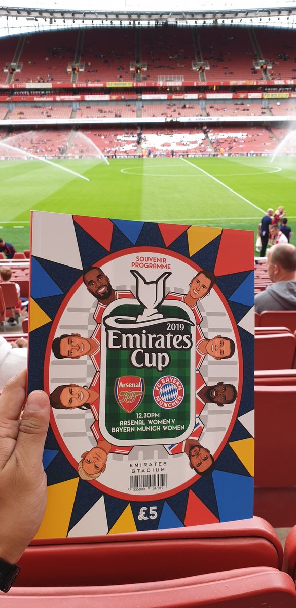 @WhoInvitedJamie @LacazetteAlex Yes it was on a programme cover