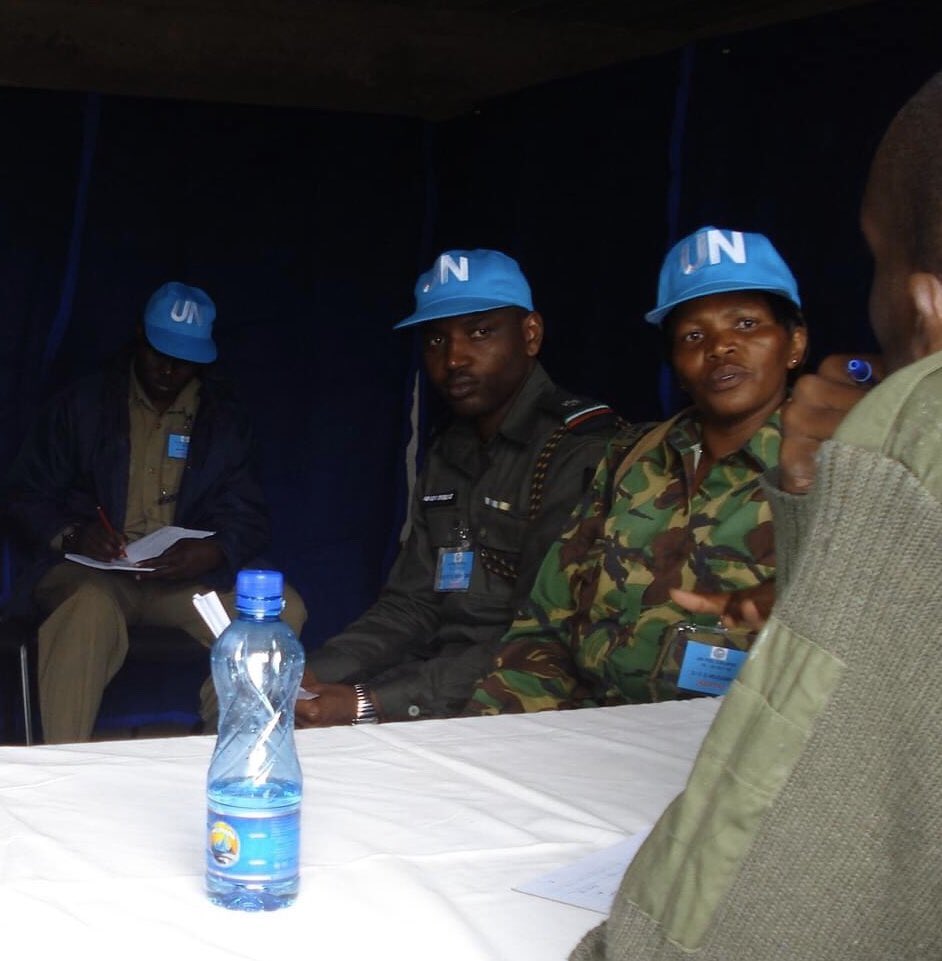 YomiShogunle's tweet image. International Day of United Nations Peacekeepers #PKday.
2020 Theme: “Women in Peacekeeping - A Key To Peace”.
Photos from 2009, United Nations 🇺🇳 Police Course at the Humanitarian Peace Support School (HPSS), Nairobi, Kenya 🇰🇪.
Proudly 🇳🇬 #BlueHelmet.
