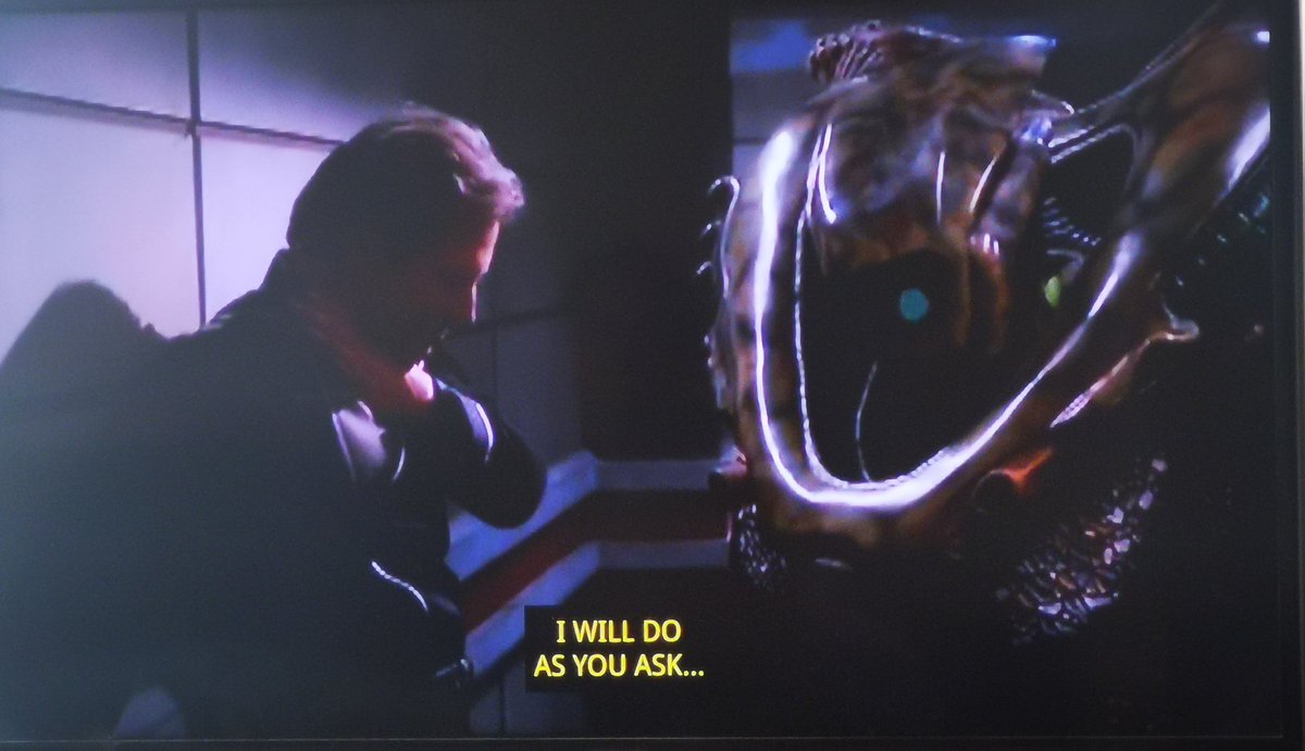  #Babylon5 S03E15 - here we go! Sheridan has flipped the table and...somehow Kosh agrees to go into battle with the Shadows? What?