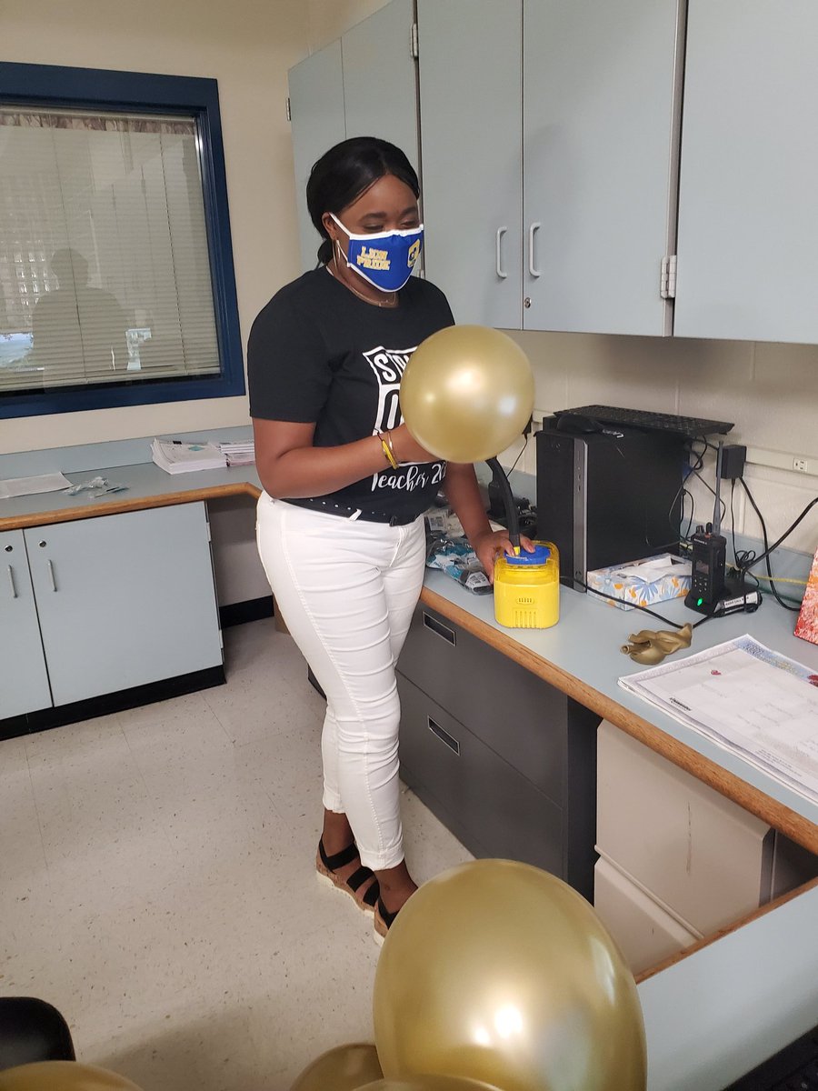 KellettPrin's tweet photo. Fifth grade promotion preparations are in high gear at Glenn Elementary #lionprideunified
@drstacydstewart @DurhamPublicSch @GlennPride https://t.co/YZ0aahbKES