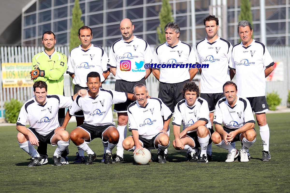 11contra11com's tweet photo. #Aquellos11contra11

⚽️ Veteranos de la UD Salamanca
📆 Septiembre 2007
📝 Óscar, Nandi, Antonio, Bauti, Redero, Neme, Paco, Zegarra, Lillo...

#fútbol #salamanca #uds #recuerdos #aquellosmaravillososaños https://t.co/5HaFFJOL6k