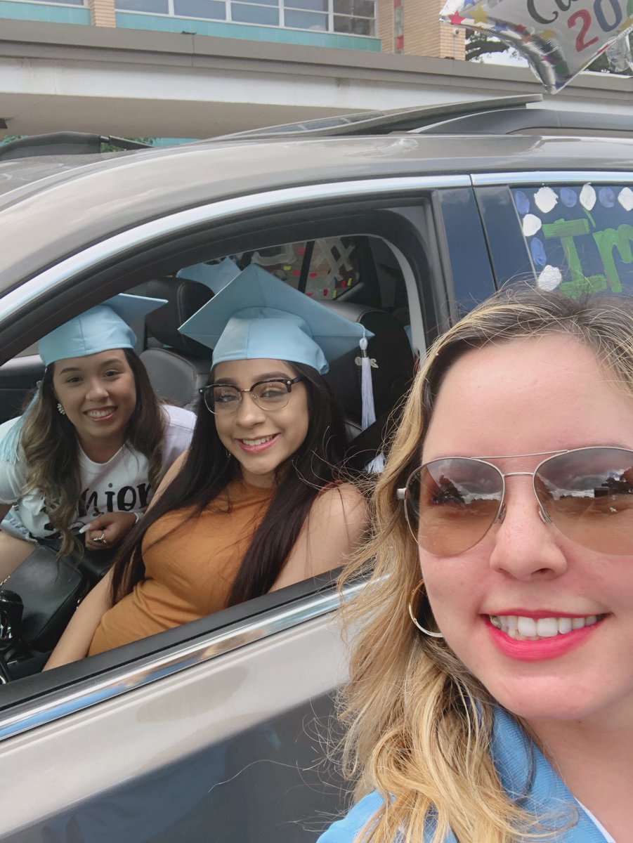 A couple of pics from the senior parade 🎉