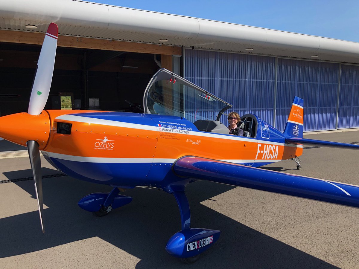maunouryc's tweet photo. [#voltige] #DeconfinementJour18 • Avec les beaux jours et le déconfinement, reprise des vols d’entraînement à Chartres sur mon Extra 300... et ça fait beaucoup de bien ! #avgeek #bonvol https://t.co/nvjoWI8zC9