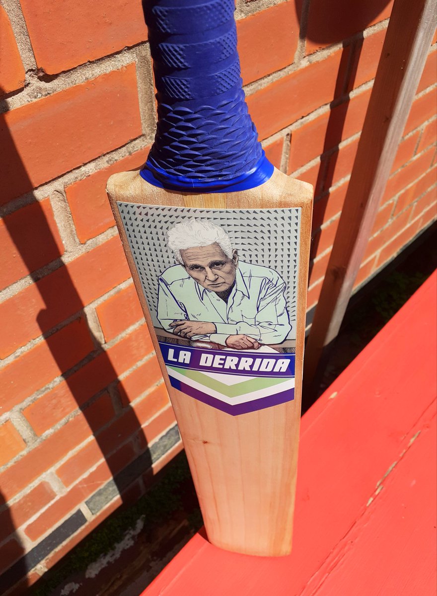 Missing cricket, having a bat in my hand, I've refurbed and customised a GM blade for  @anthony_mcgowan - with the help of Jacques Derrida (portrait by Anna Higgie) and  @moonpiedesigns. Behold LA DERRIDA...