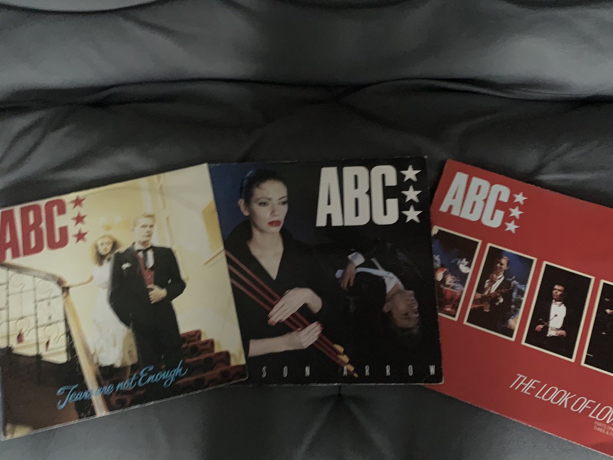 The Holy Trinity #timstwitterlisteningparty #thelexiconoflove <a href="/Tim_Burgess/">Tim Burgess</a> <a href="/ABCFRY/">Martin Fry</a>