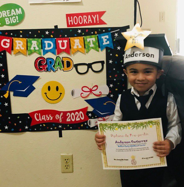 mrssandovalprek's tweet photo. Although our time has finished
Our smiles will never fade
We won’t forget the handprints left
On memories we have made...🎉🎓👏🏼❤️ #prekrocks #ClassOf2020 @BellfortECCHISD @DarceleLofton @gloriav7 https://t.co/oD8LGpNo1T